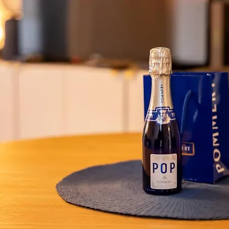 Les Teintes Royales Apartmán *